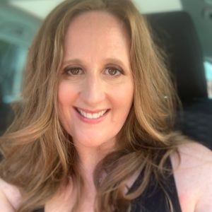 Meet your Posher, Jennifer